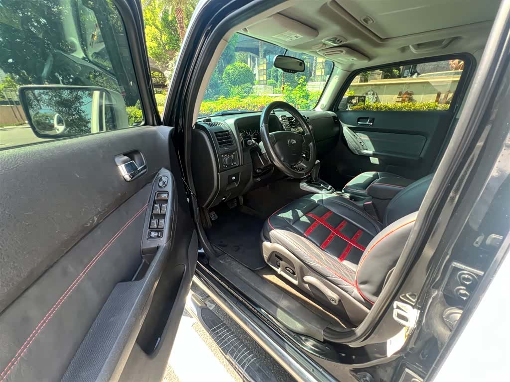 Hummer H3, 2009 8