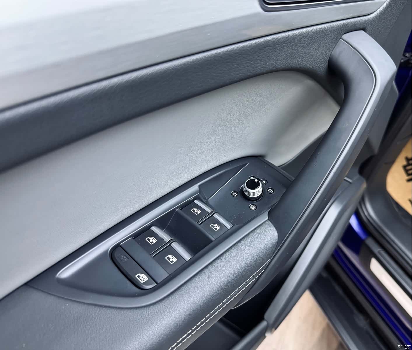 Audi Q5L, 2020 11