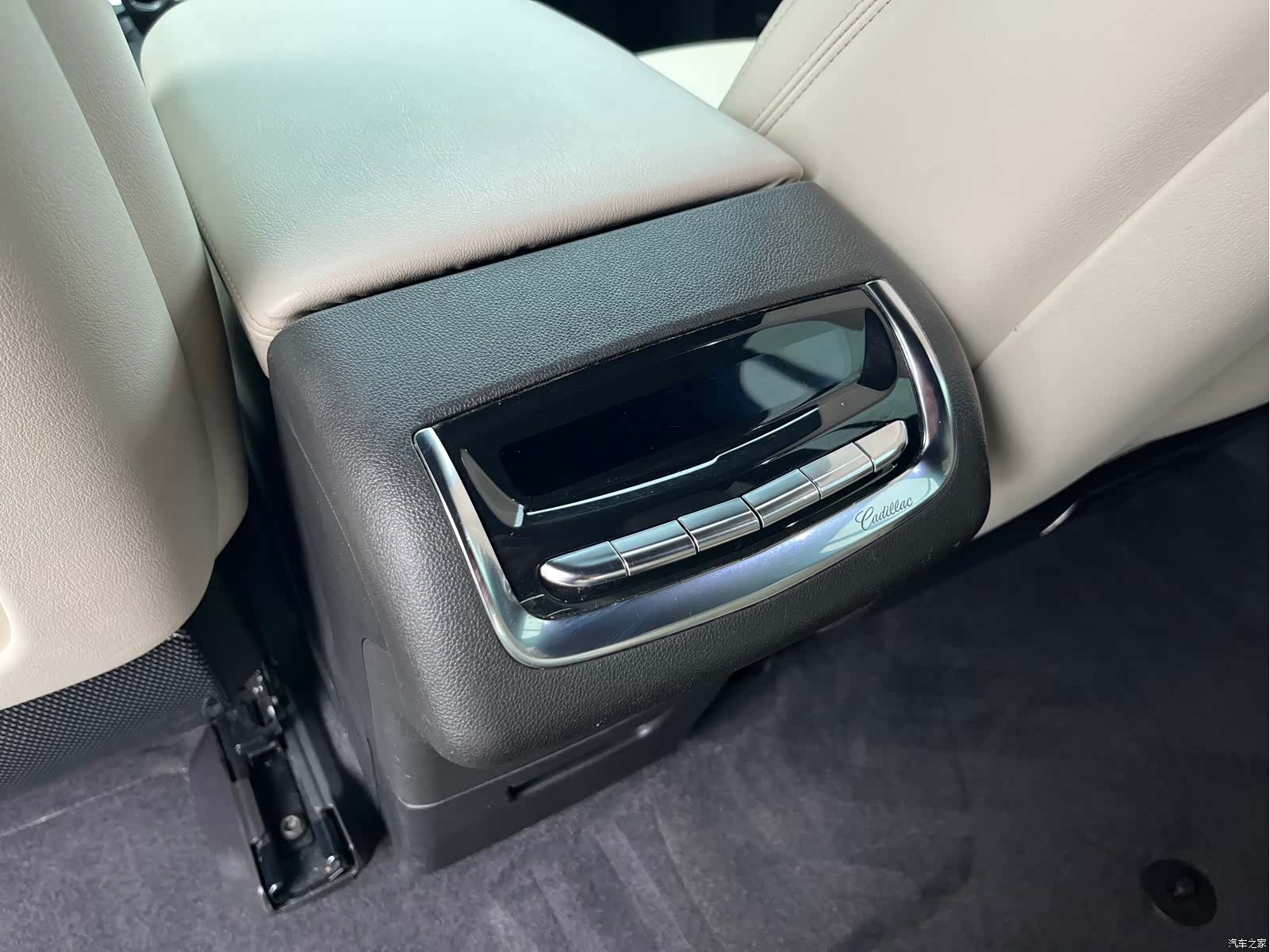 Cadillac XT6, 2020 19