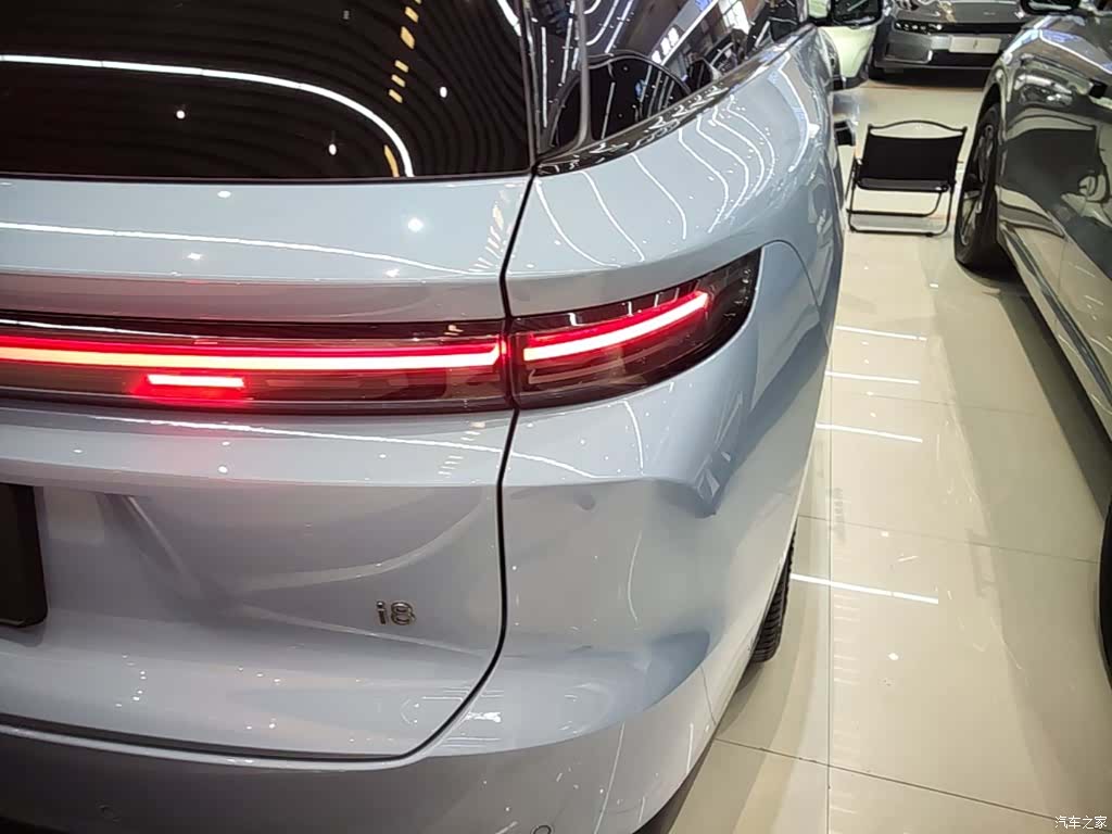 Li Auto i8, 2025 24