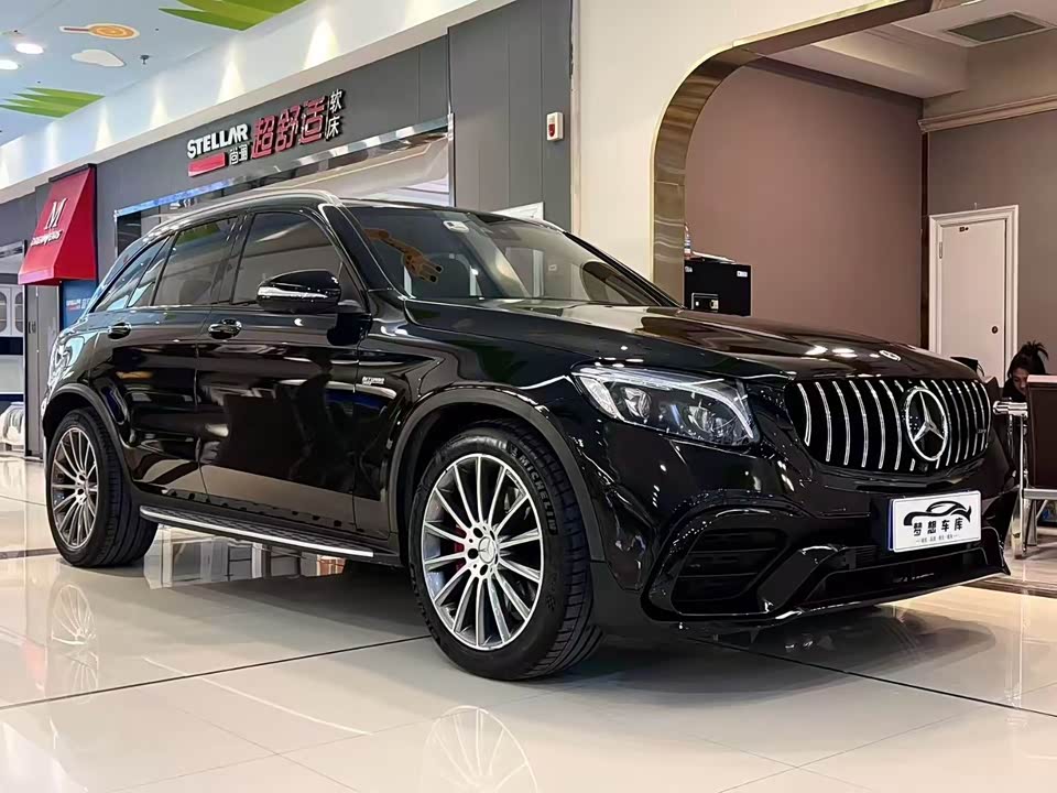 Mercedes-Benz GLC AMG