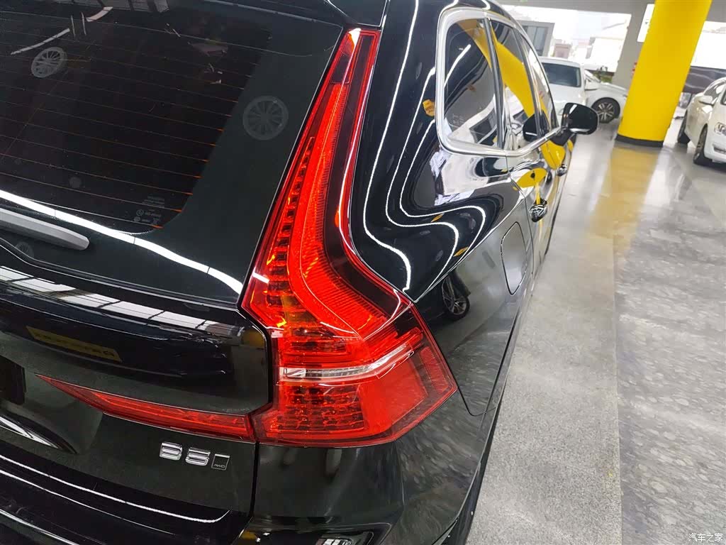 Volvo XC60, 2023 8