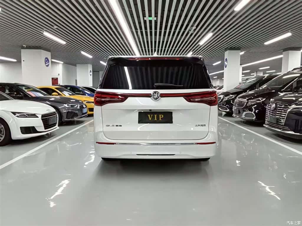 Buick GL8, 2023 12