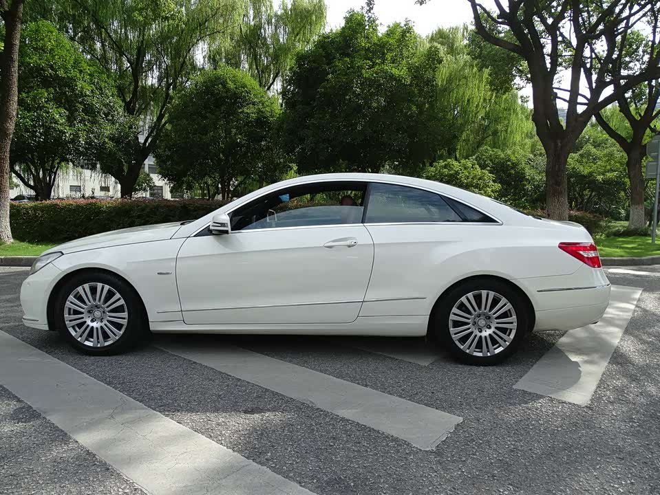 Mercedes-Benz E-class Mercedes-Benz E-class