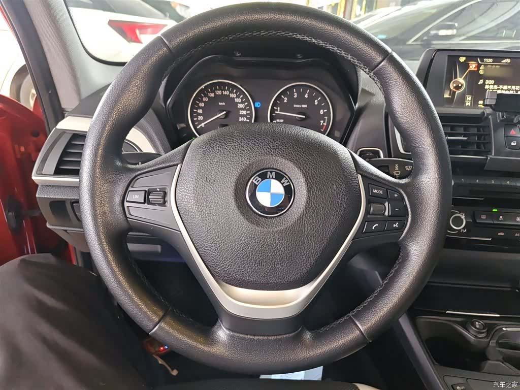 BMW 1 Series, 2015 7