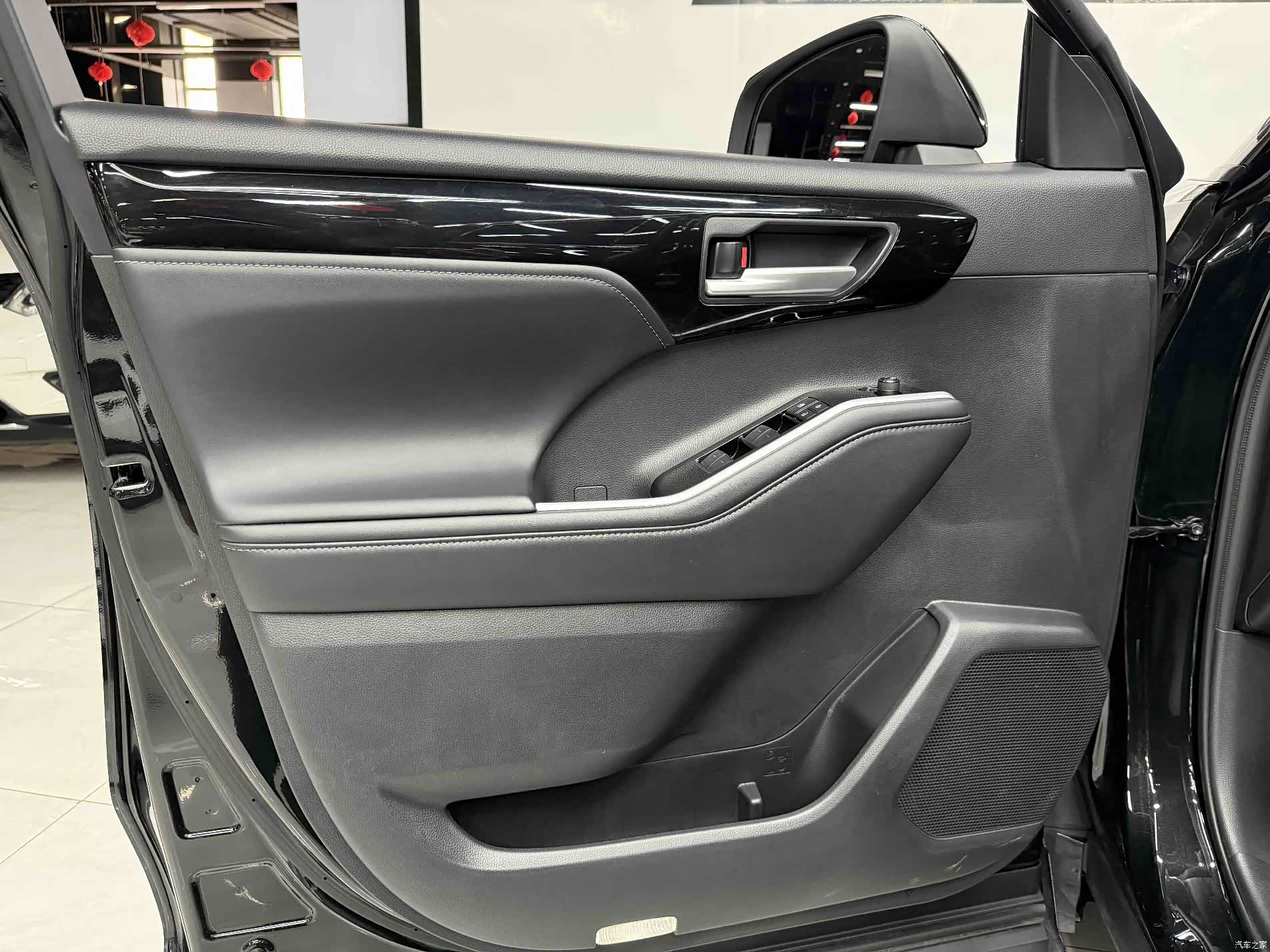 Toyota Highlander, 2024 12