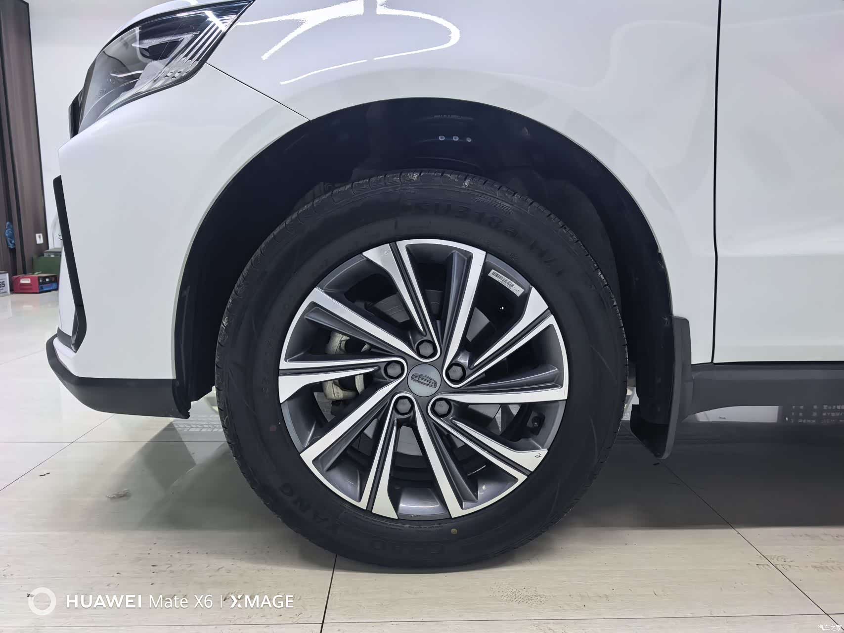 Geely X6, 2022 9