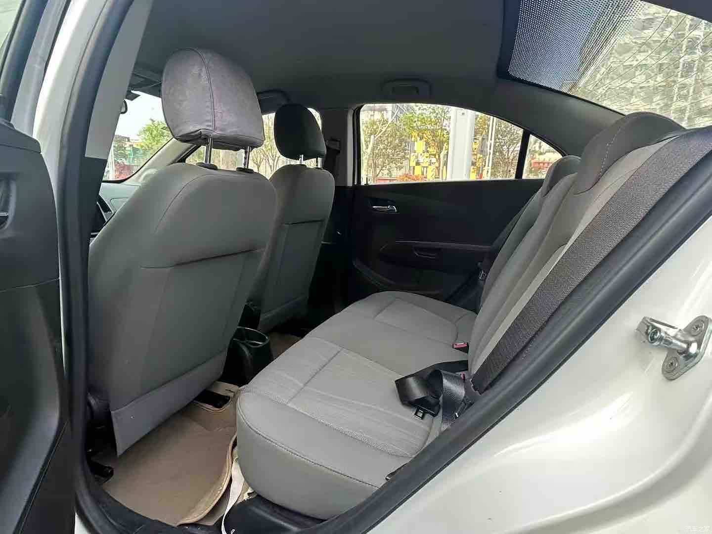 Chevrolet SE, 2013 9
