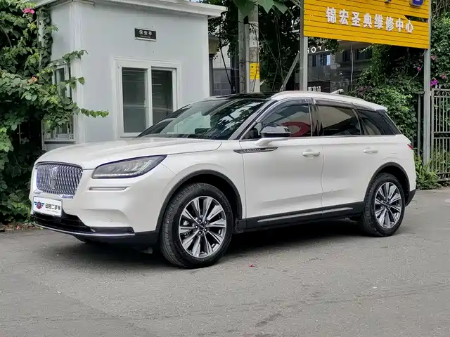 Lincoln Corsair 2022 — купить из Китая под заказ