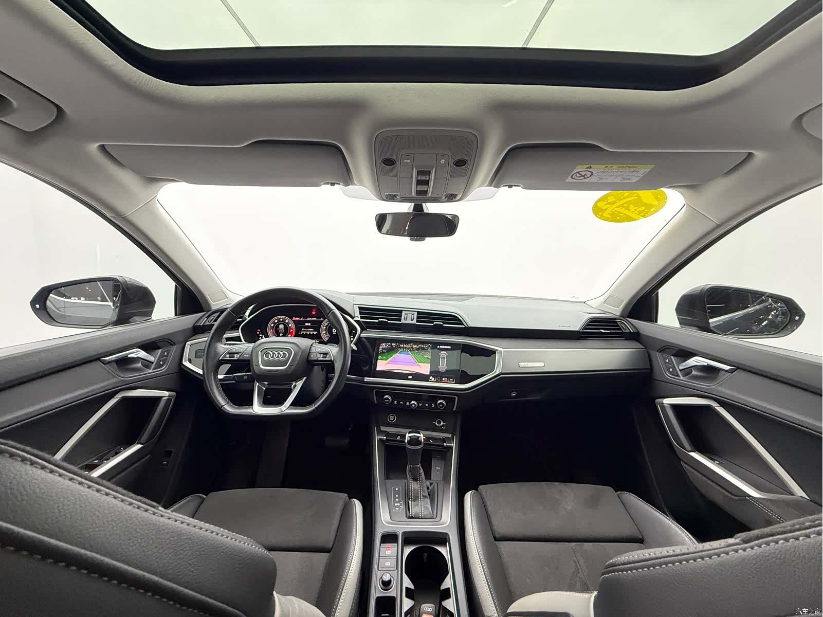 Audi Q3, 2022 14
