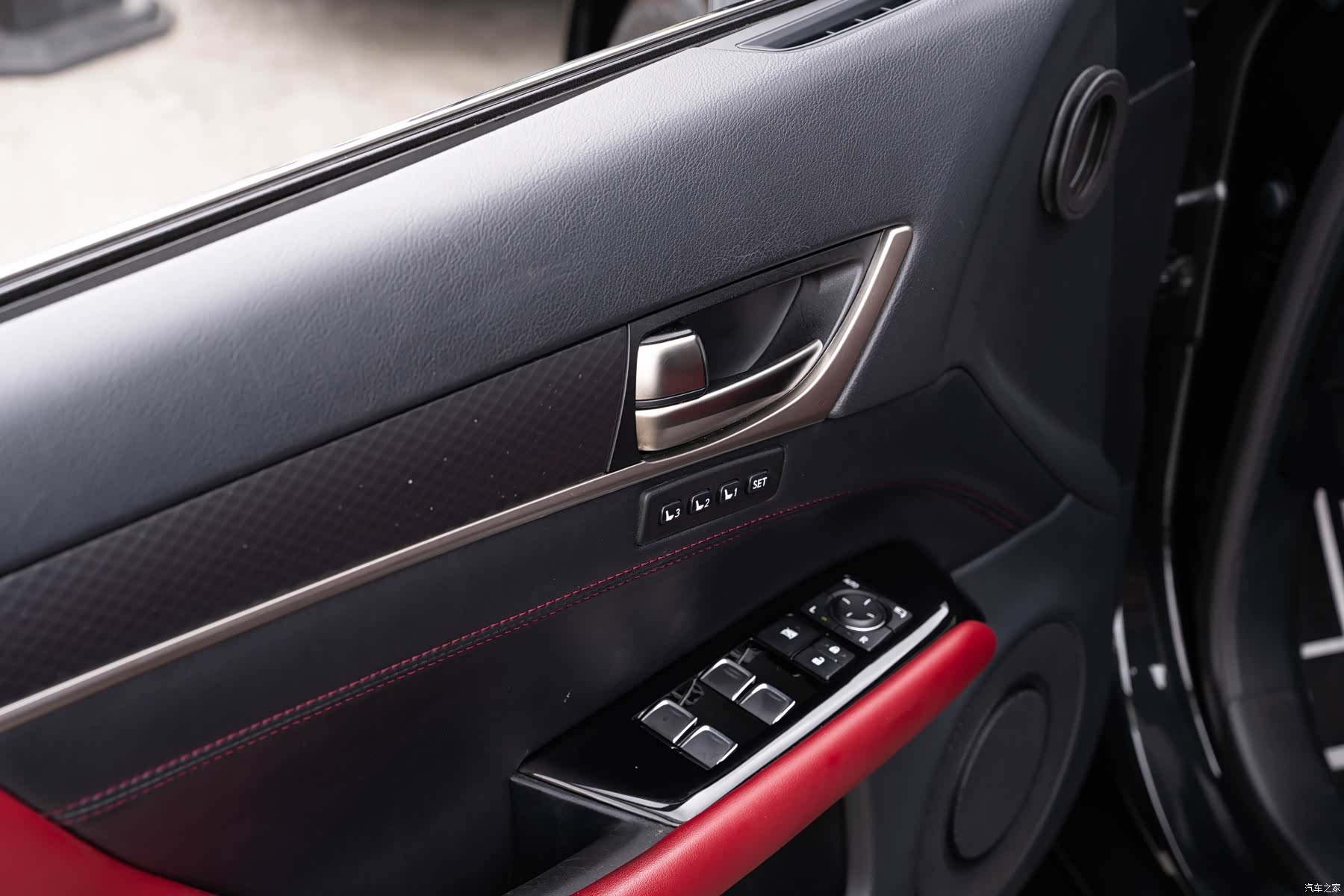 Lexus GS, 2019 18