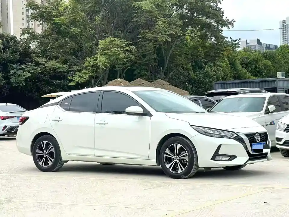Nissan Xuan Yi