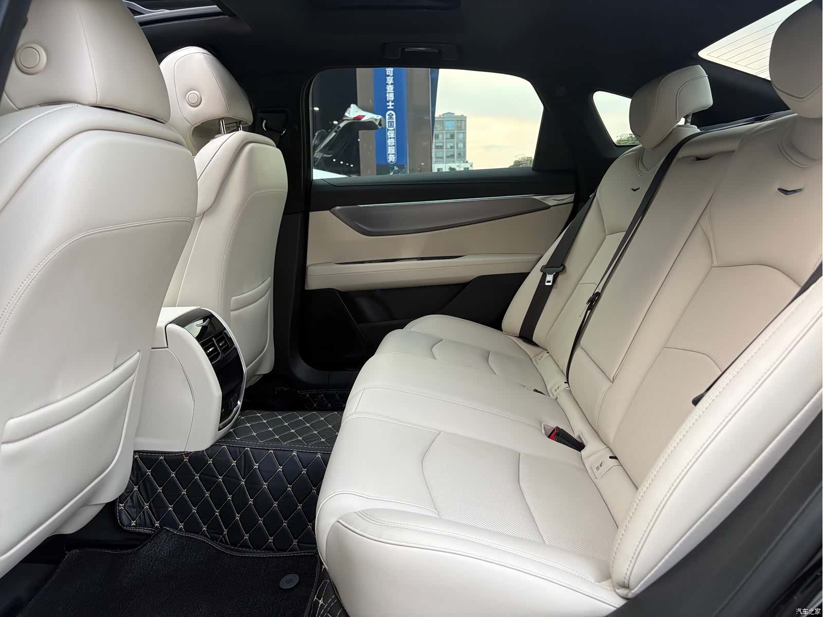 Cadillac CT6, 2024 14