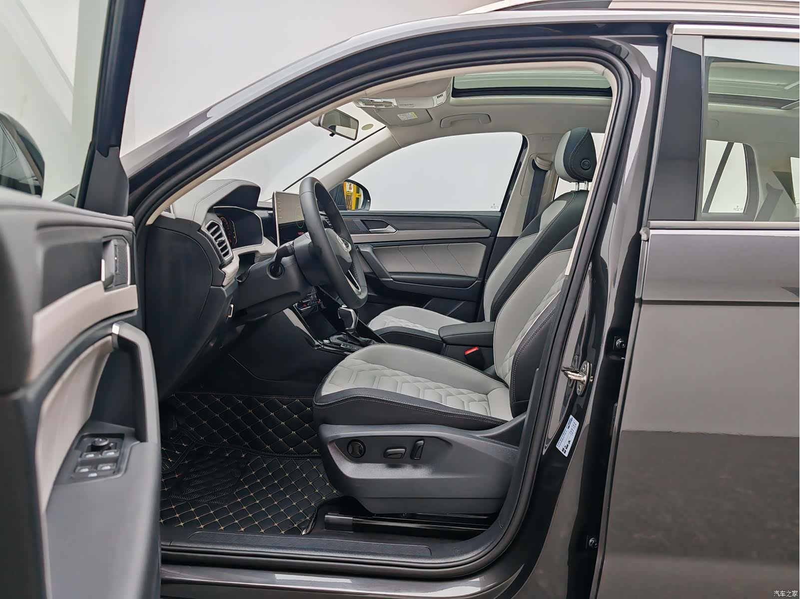 Volkswagen Tayron, 2026 14