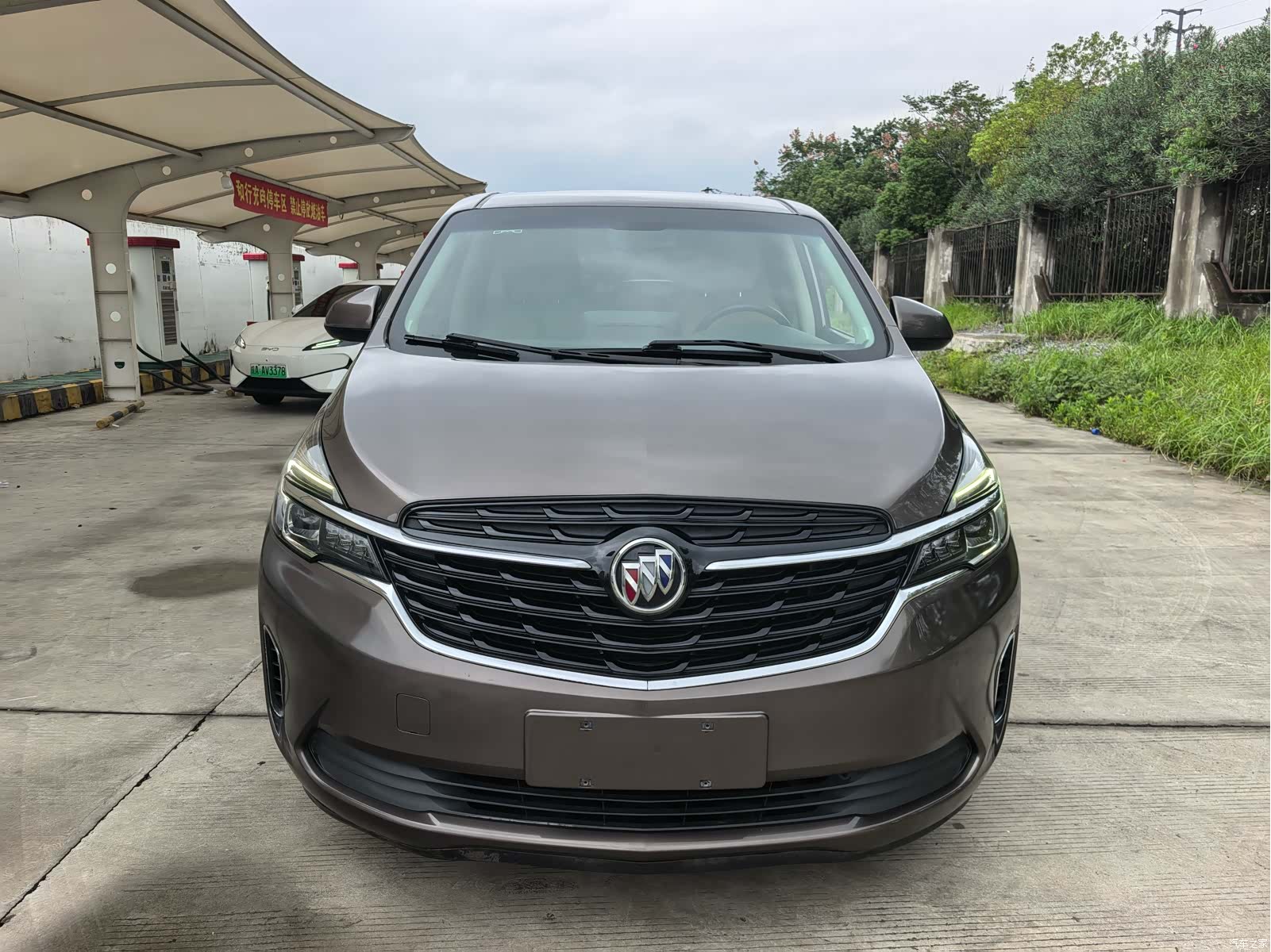Buick GL8, 2022 2