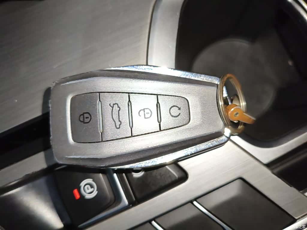 Geely Coolray, 2020 9