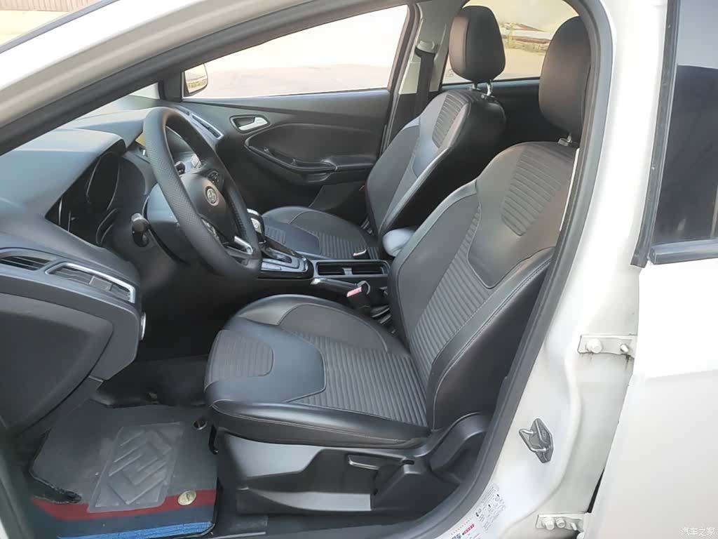 Ford Focus, 2017 15