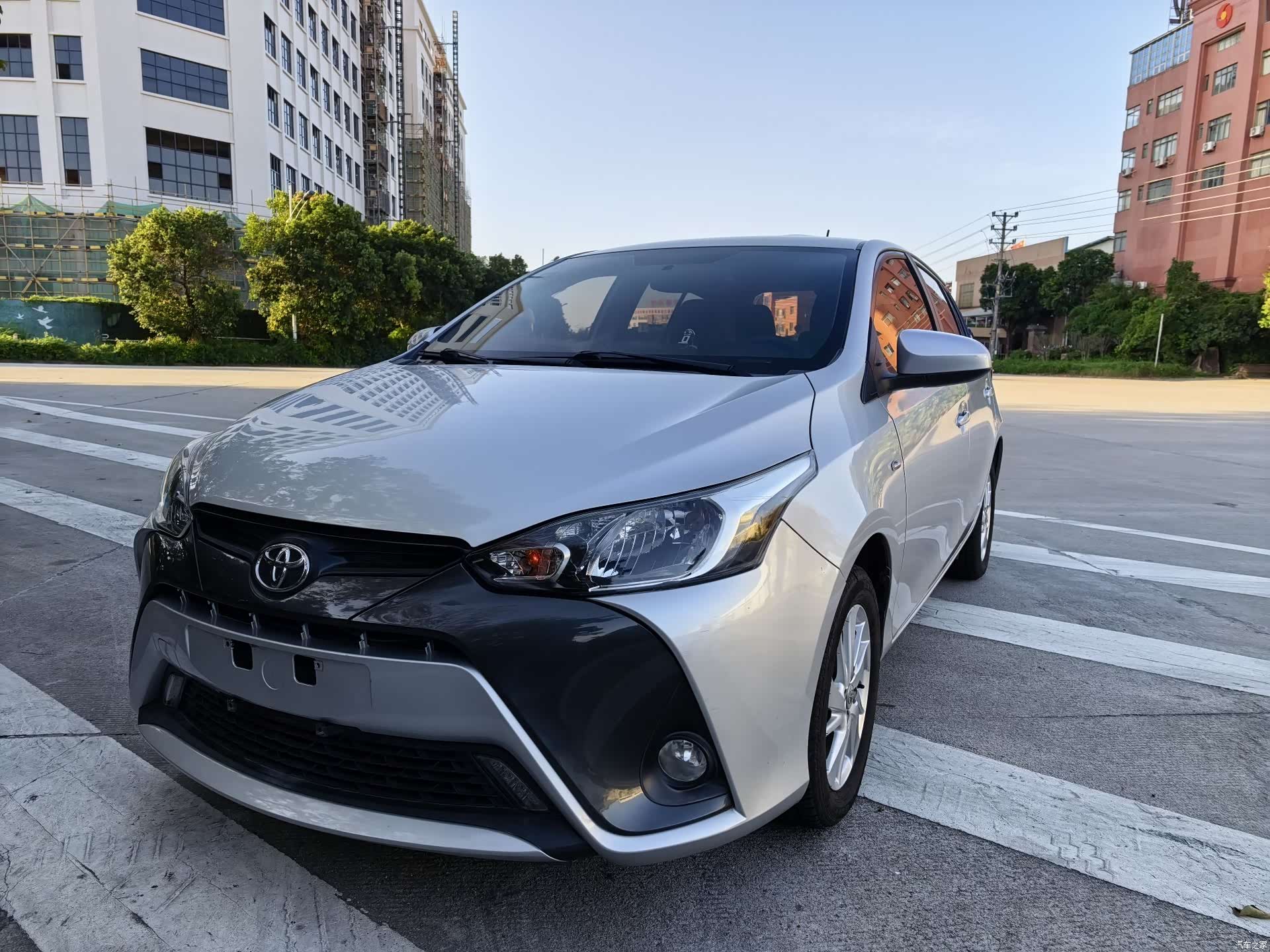 Toyota YARiS L