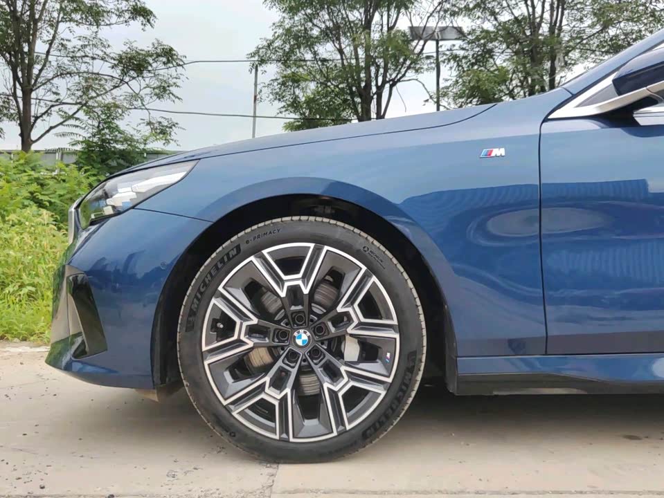 BMW 5 series BMW 5 series