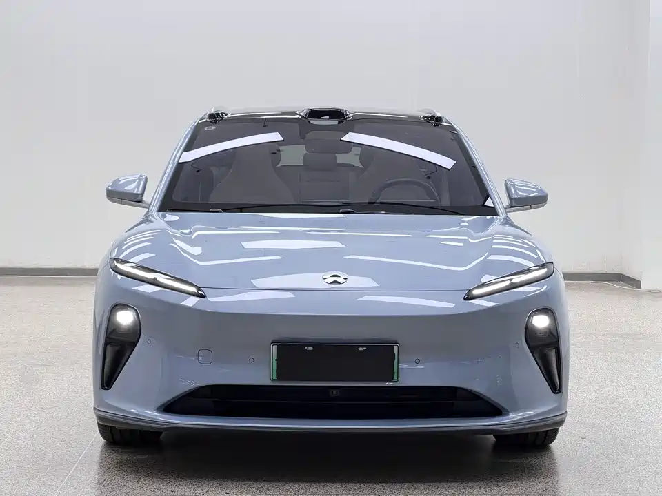 NIO ET5T