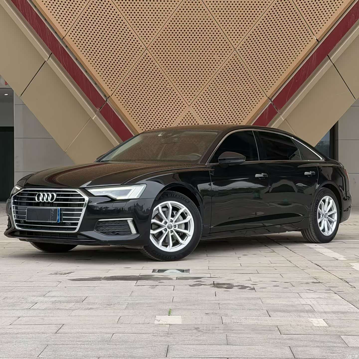 Audi A6L, 2019 1