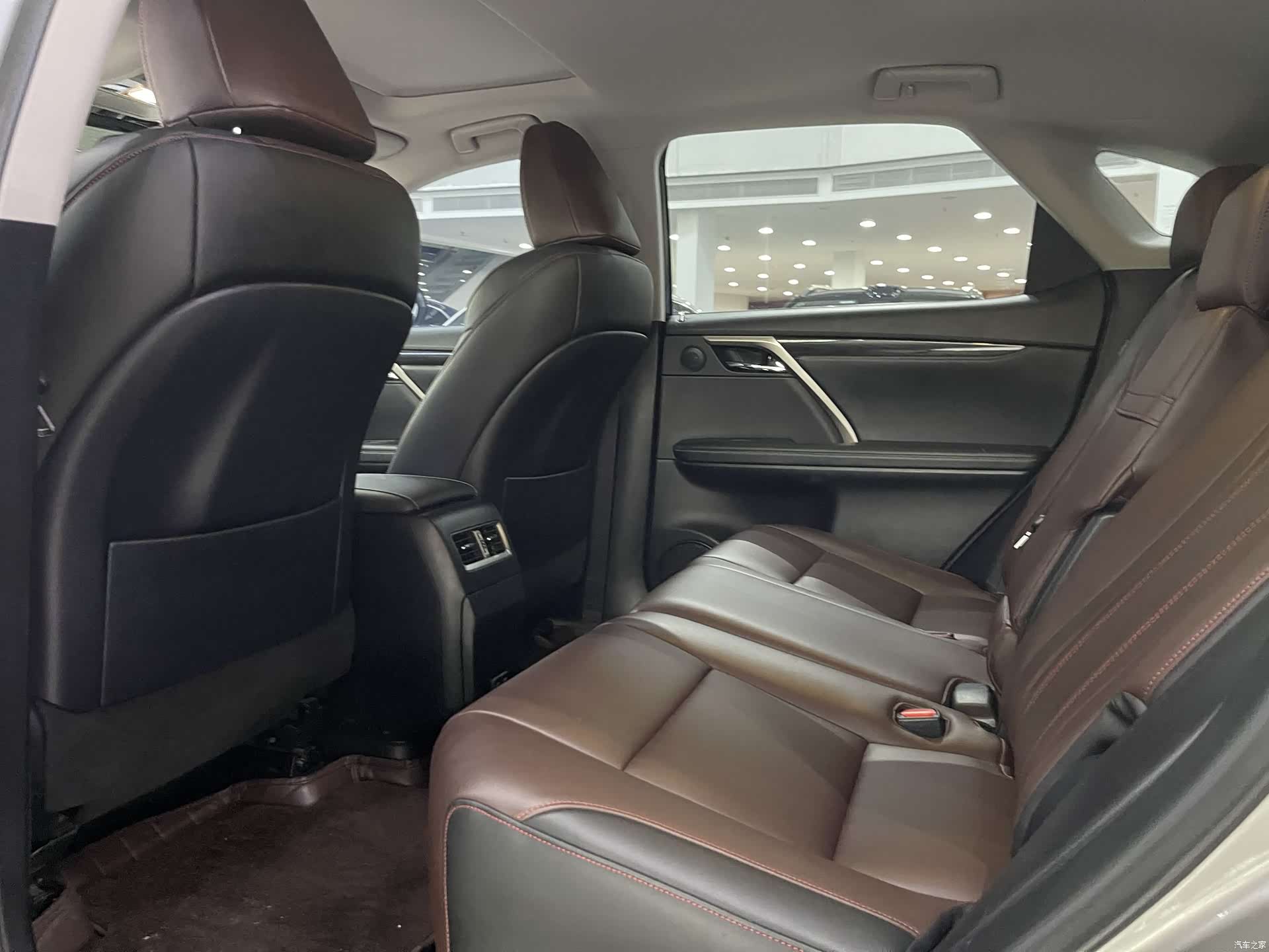 Lexus RX, 2020 10