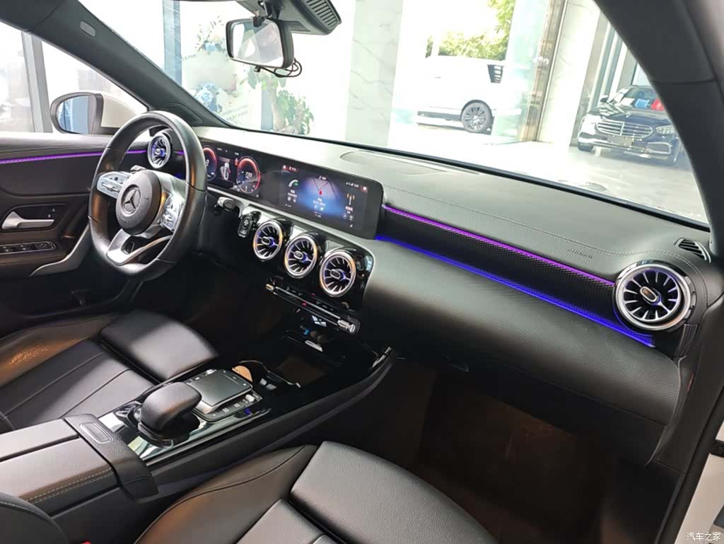 Mercedes-Benz A-Class, 2022 22