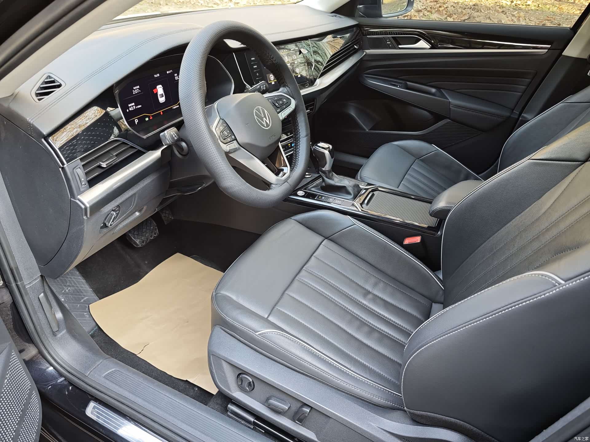 Volkswagen Passat, 2021 3