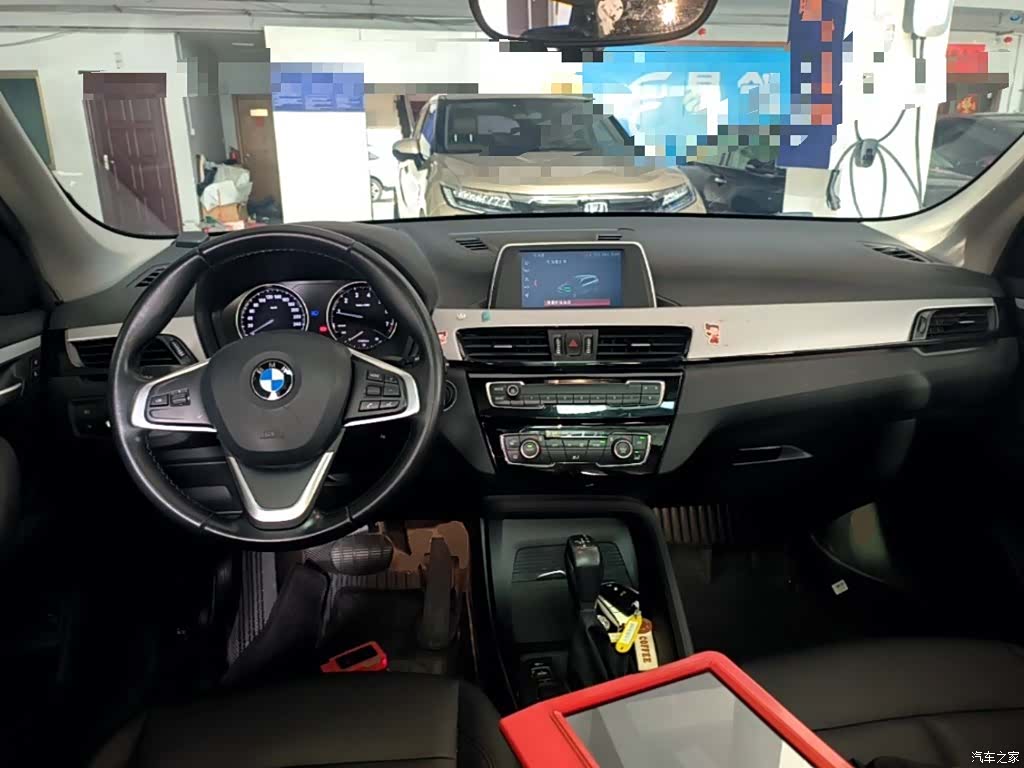 BMW X1, 2018 10