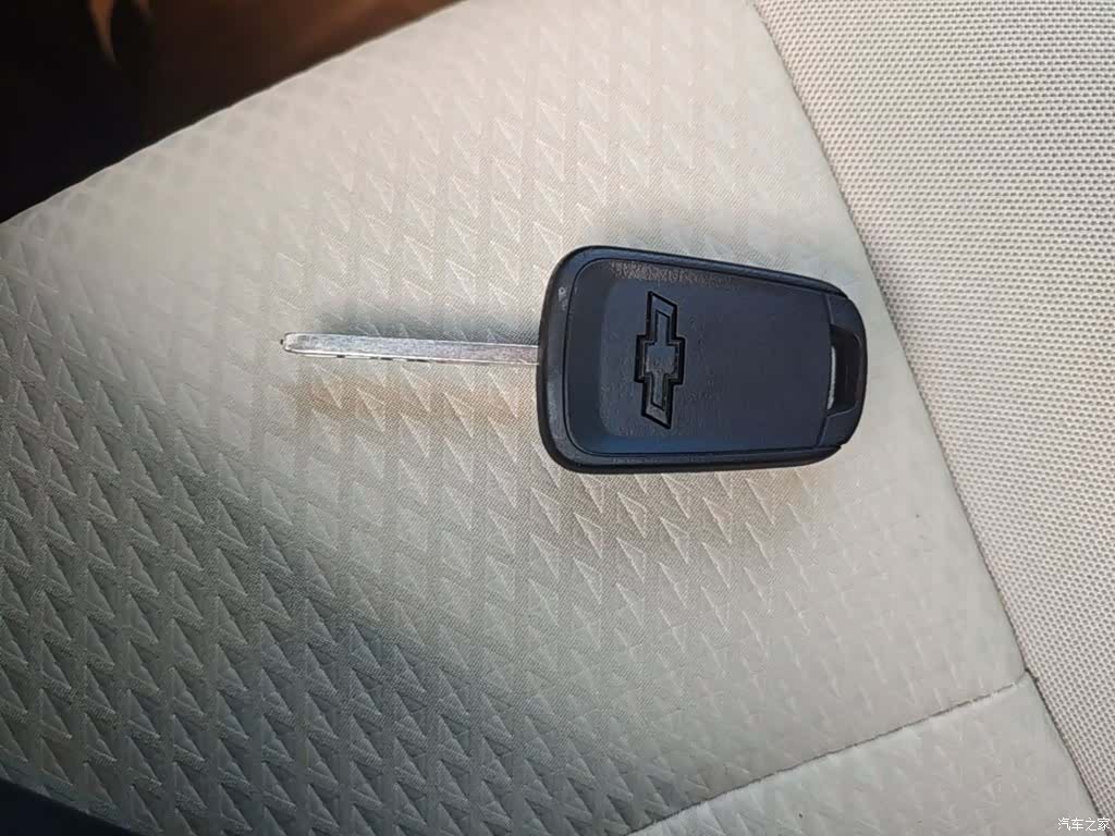 Chevrolet SL, 2015 9
