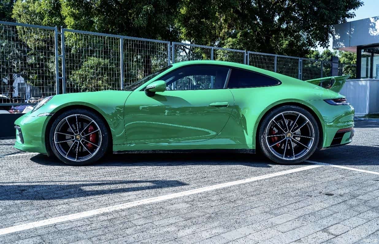 Porsche 911, 2021 все фото