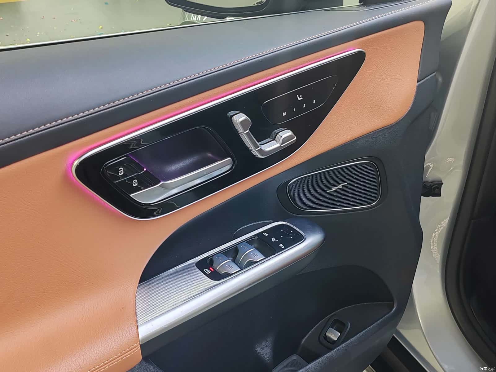 Mercedes-Benz GLC, 2024 8