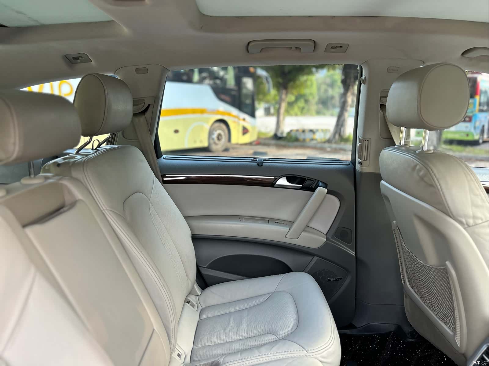 Audi Q7, 2011 31