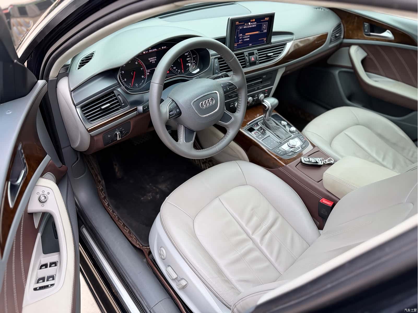 Audi A6L, 2014 4