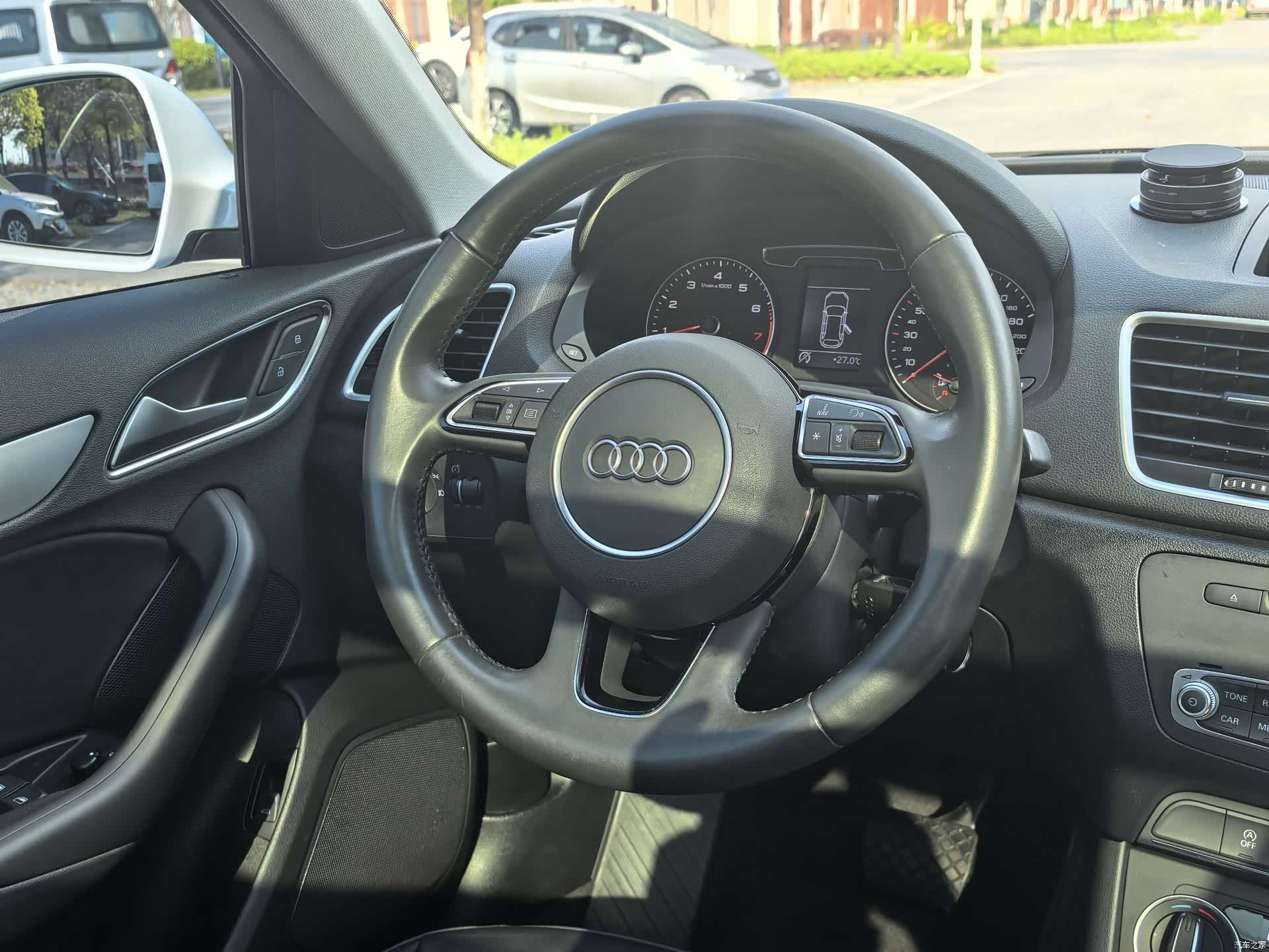 Audi Q3, 2019 10