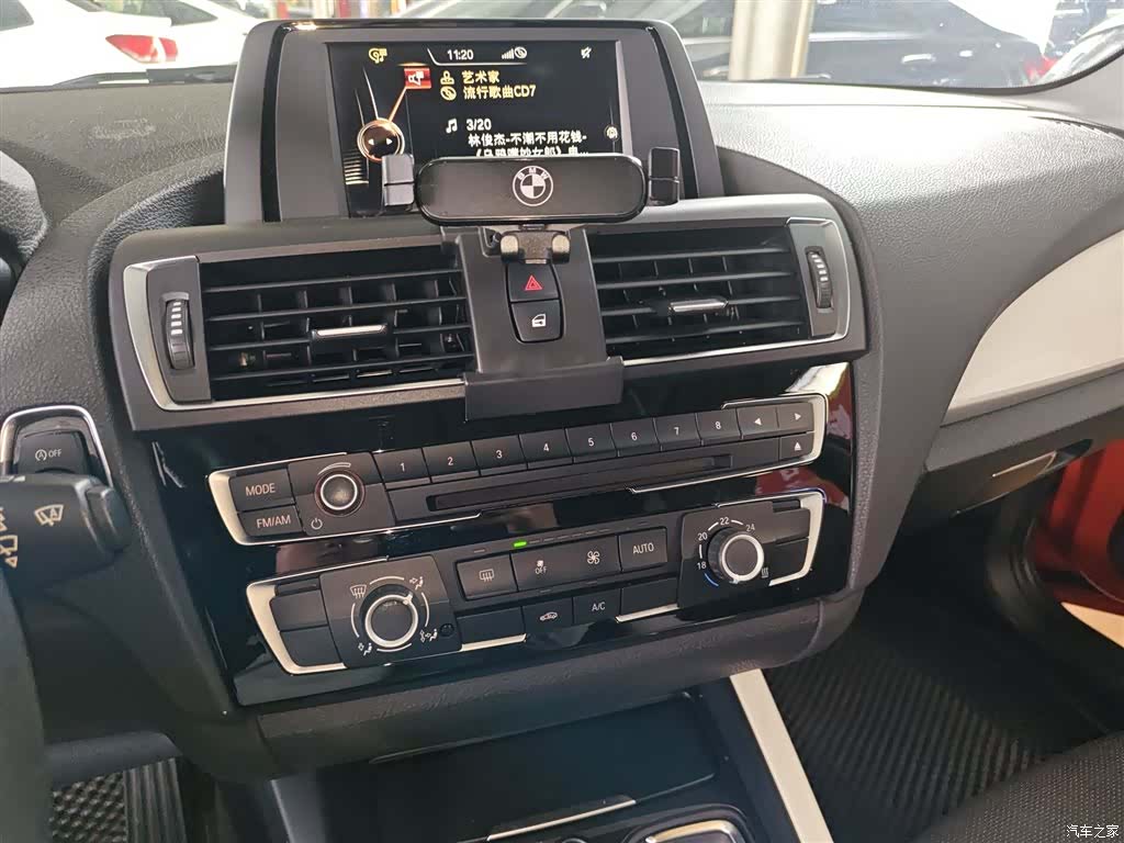 BMW 1 Series, 2015 9