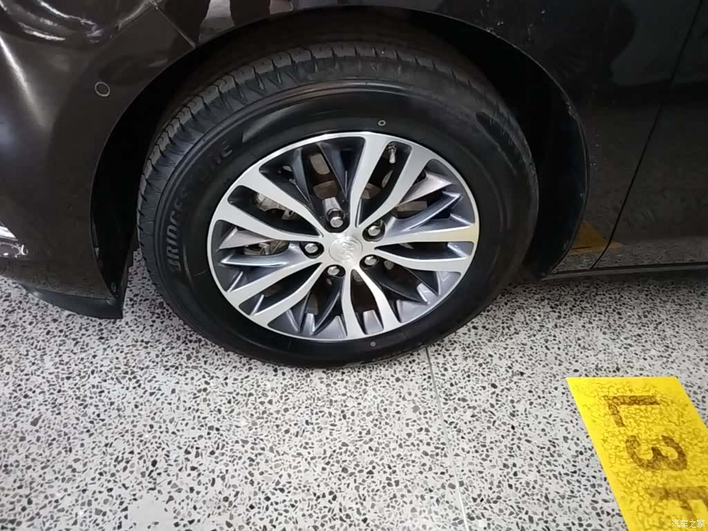 Buick GL8, 2021 23
