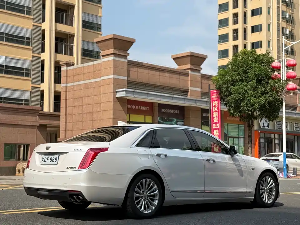 Cadillac CT6