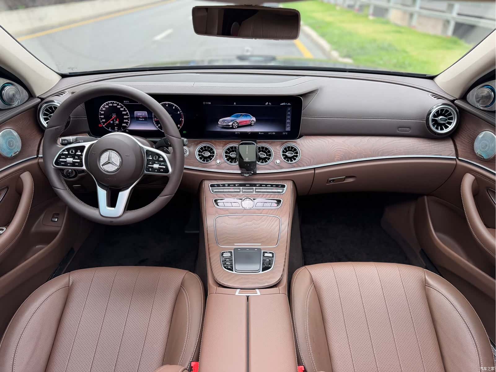 Mercedes-Benz E-Class, 2020 8