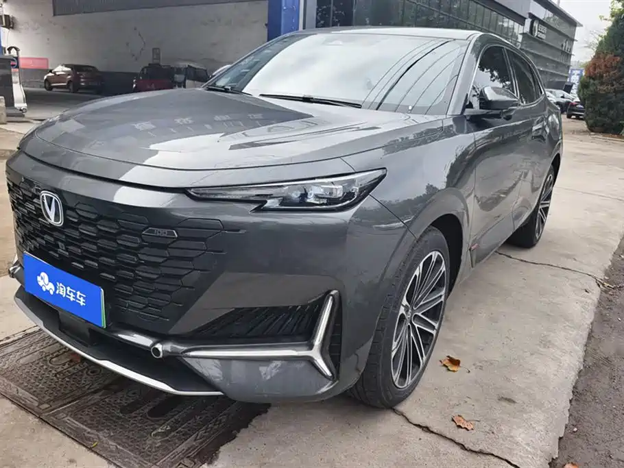 Changan UNI-K Smart iDD