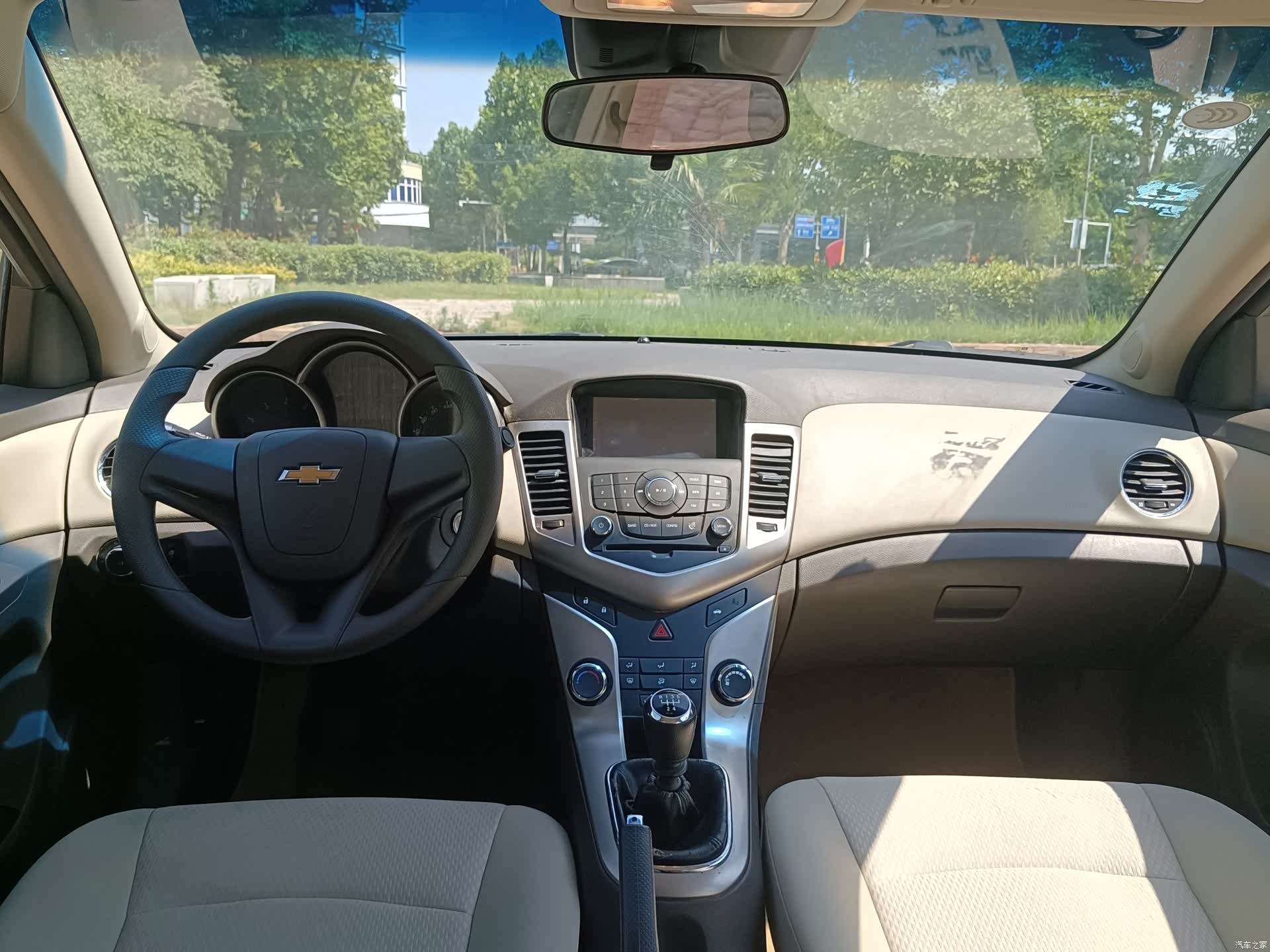 Chevrolet SL, 2016 11