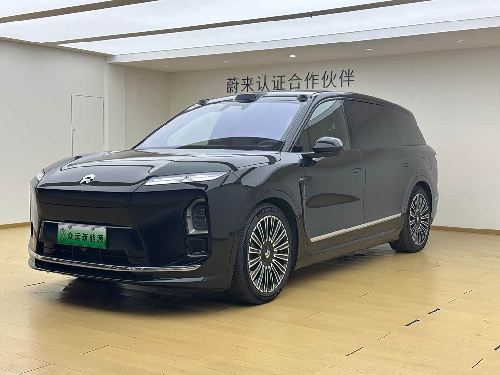 NIO ES8