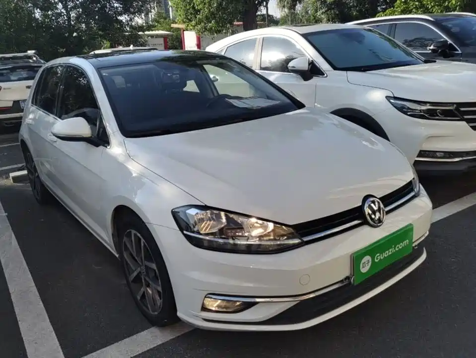 Volkswagen golf