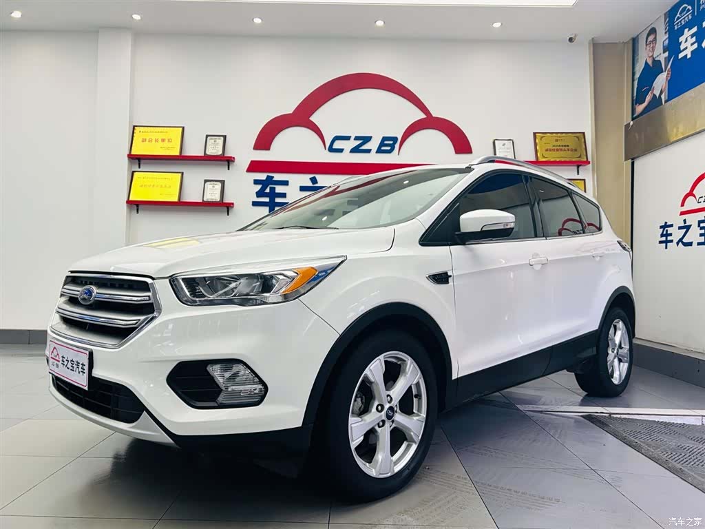 Ford Kuga, 2017 1