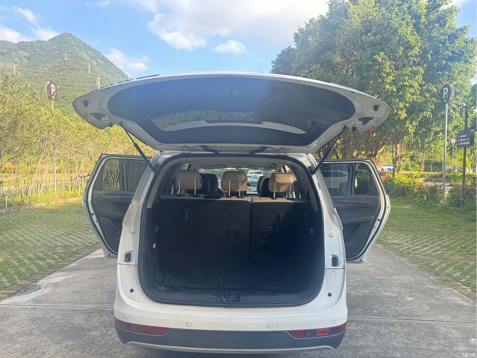 Wuling 730, 2021 17