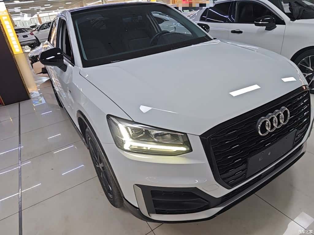 Audi Q2L, 2020 22