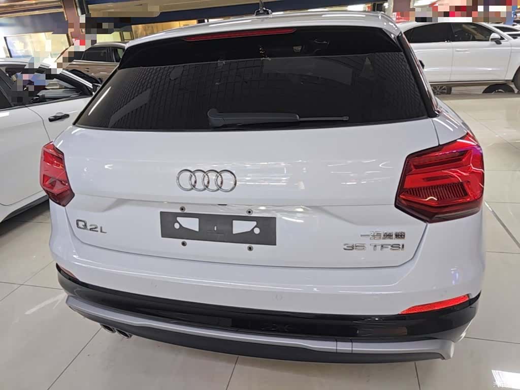 Audi Q2L, 2020 4