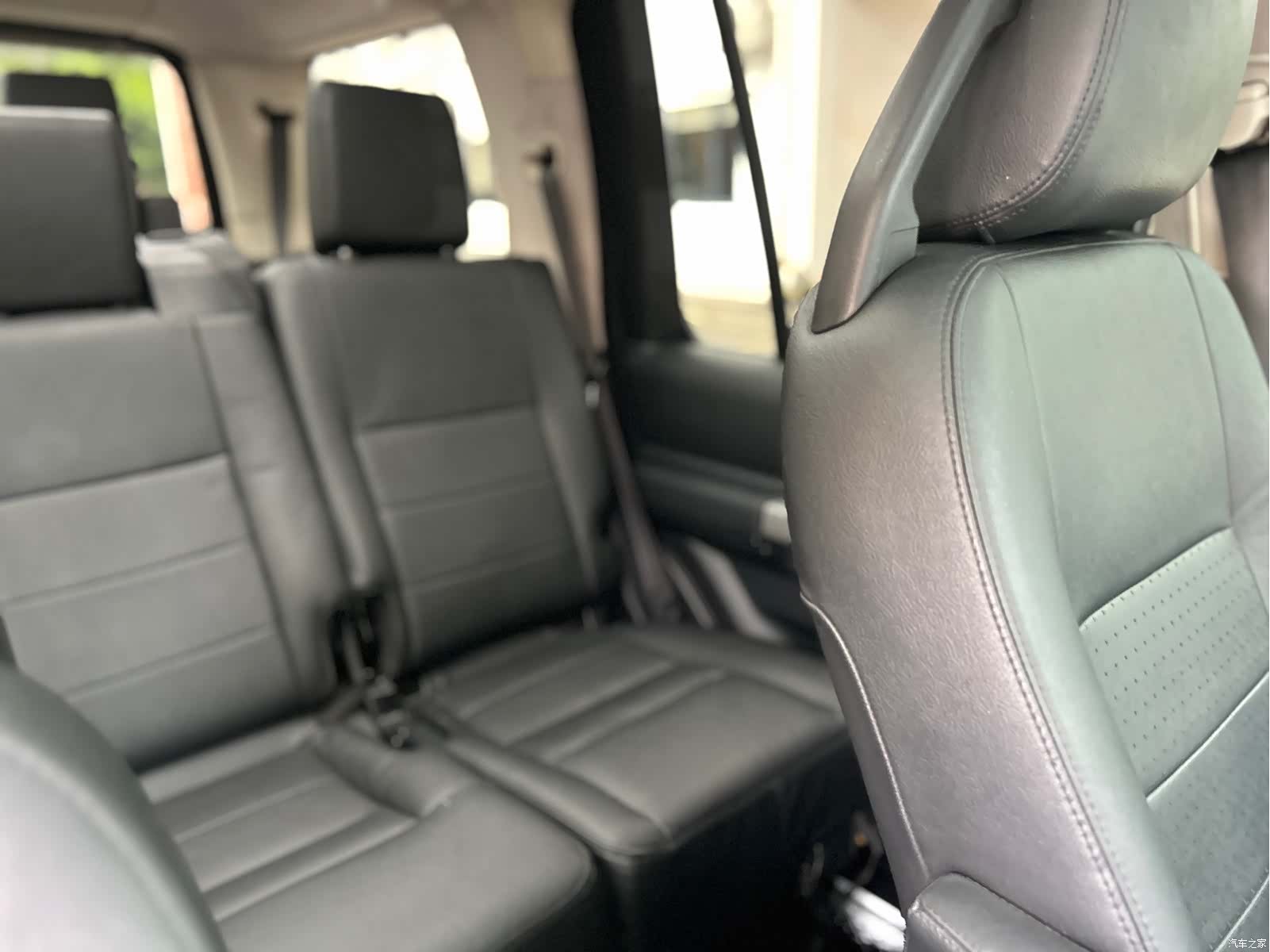 Land Rover Discovery, 2009 38