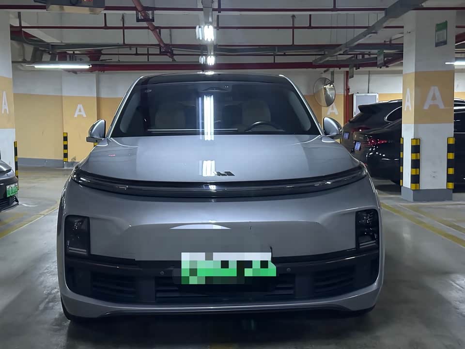 Li Auto Ideal L8