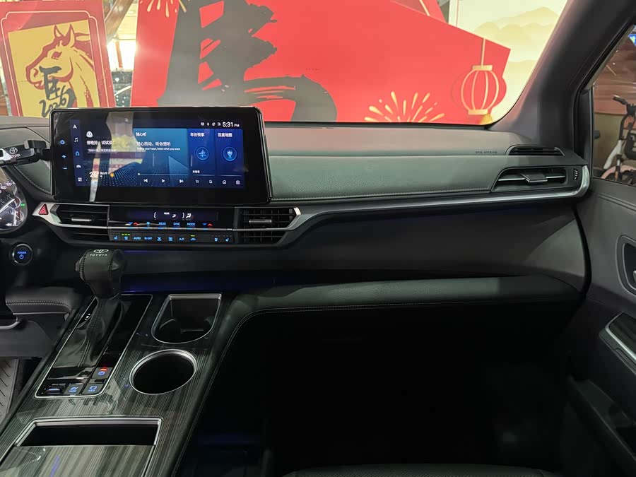 Toyota SIENNA 2022, фото 13